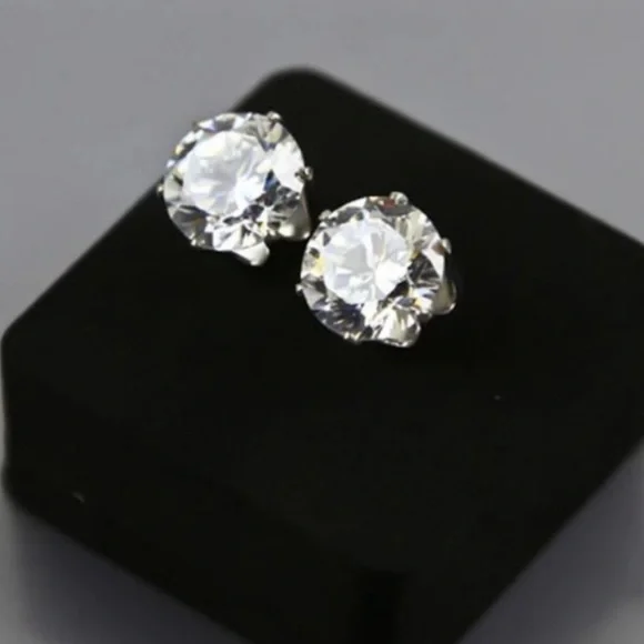 NEW 2.5 CT DIAMOND STUD EARRINGS, NICE EARRINGS, CUTE EARRINGS - Picture 4 of 4